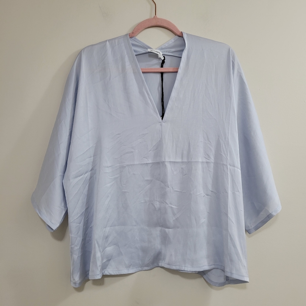 The Reset R label satin v neck pullover Sky M nwt